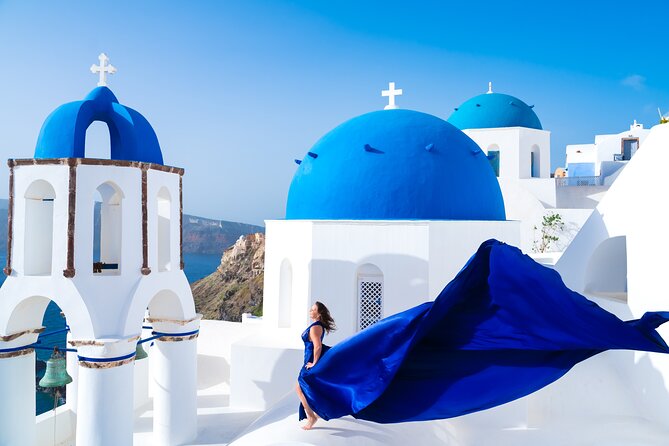 1-Hour Flying Dress Photoshoot, Instagram spots - Firostefani: blue domes and classic Santorini color