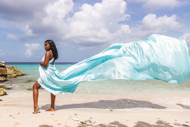 1 Hour Private Flying Dress Photoshoot in Curacao - Choosing a Curaçao setting that fits your photos