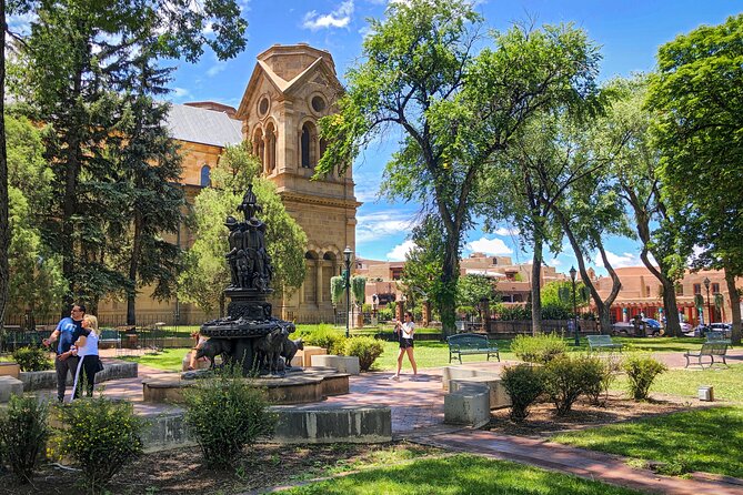 2-Hour Photography Class While Touring Downtown Santa Fe, Smart Phones Welcome! - What the Private Format Means