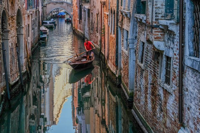 3 Hours Private Original Venice Photo Walk - A flexible route for families and mixed groups