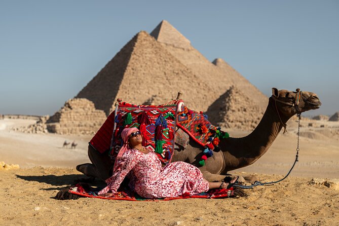 3 hrs special photoshoot & tour at pyramids of Giza and Sphinx - Starting at Khufu’s Pyramid