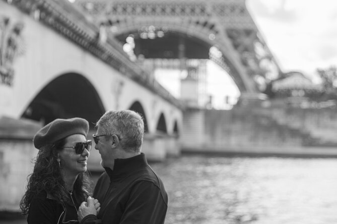 30 min photosession in Paris, all photos sent and edited - Add-ons, access, and special requests