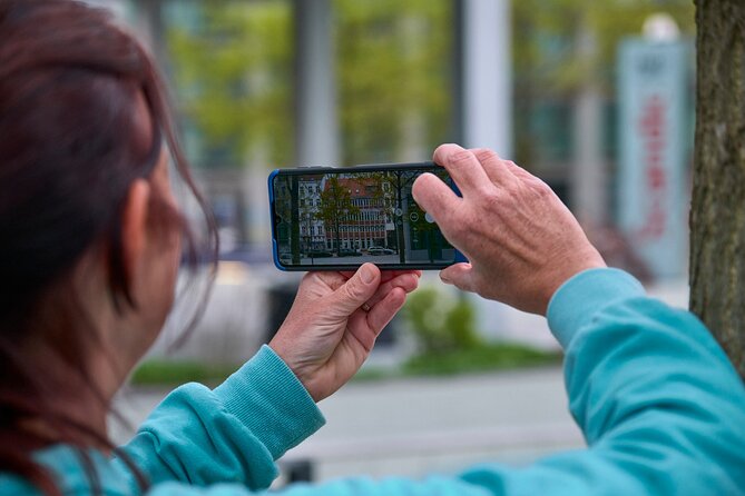 4 hour individual photo tour of Hamburg - From green parks to city buildings