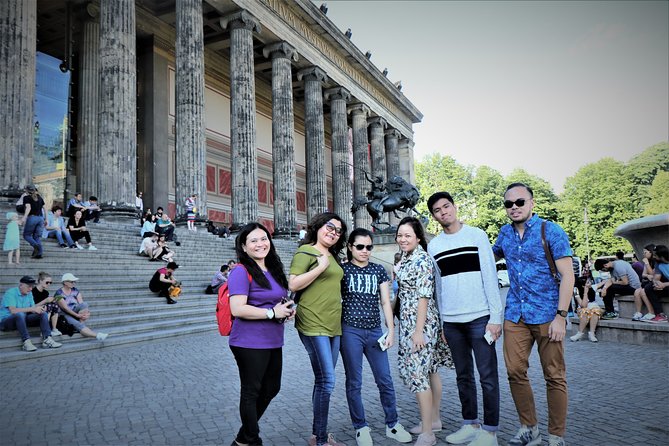 5hours: Guide, Chauffeur & Photographer in Berlin private Tour - Potsdamer Platz and a city rebuilt from fragments