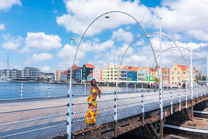 A Must for Instagram! Iconic Swinging Old Lady Bridge Drone Shoot - Key points at a glance