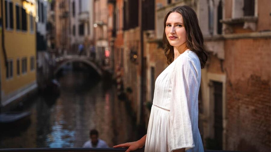 A Unique Photoshoot in Venice - What You Receive After the Hour