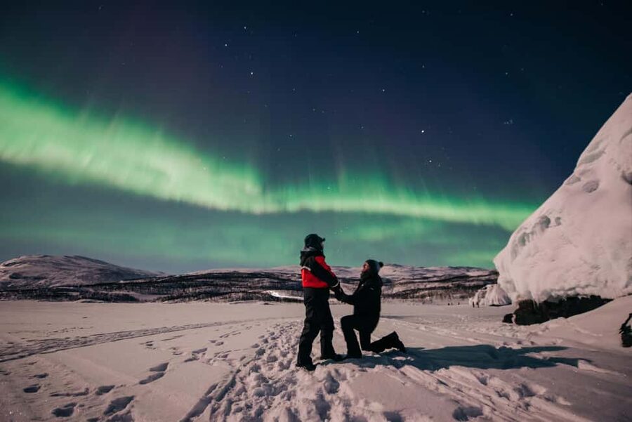 Abisko: Aurora Car Chasing Tour with Photographer - Key points to know before booking