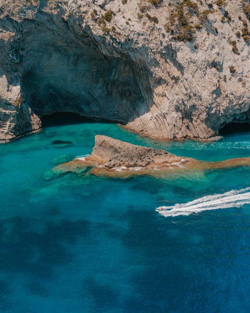 Alcudia: JetSki Tour Coll Baix beach & Caves (free Photos) - A 90-minute ride from Alcudiamar to Coll Baix