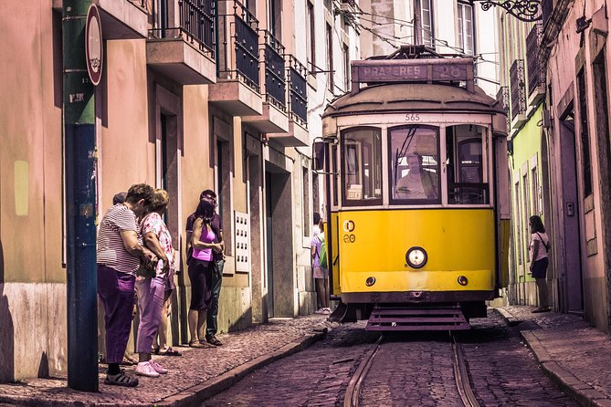 Alfama Photo Walk – Lisbon Photography Experience Led by a Local - A slower look at Igreja de São Miguel