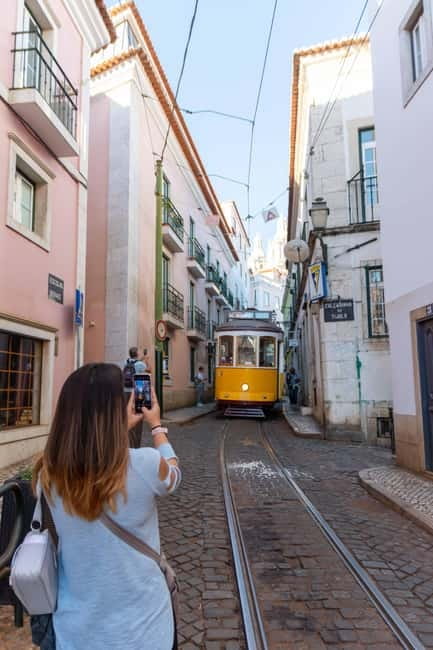 Alfama Photo Walk: Lisbon Photography Tour with a Local - The quieter corners are part of the value