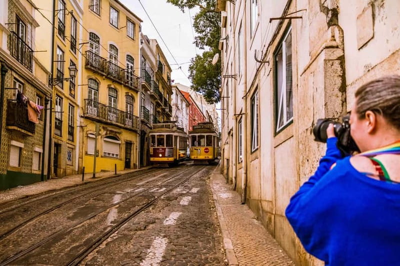Alfama Photo Walk: Lisbon Photography Tour with a Local - Practicing natural light and composition