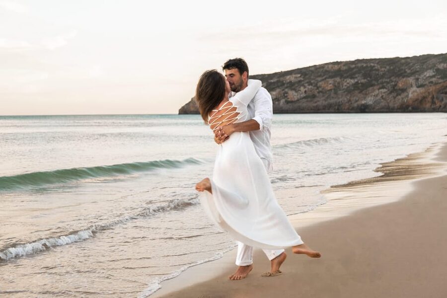 Algarve: 1 hour Couple & Family Photoshoot - Why a planned Algarve photoshoot can be worth an hour