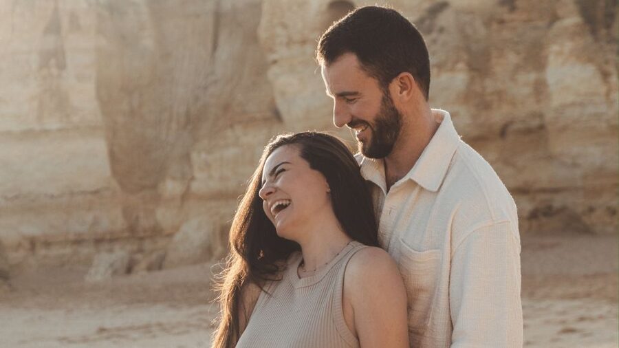 Algarve: Photoshoot for couple, family, portrait - Who will get the most from Maria’s photography?