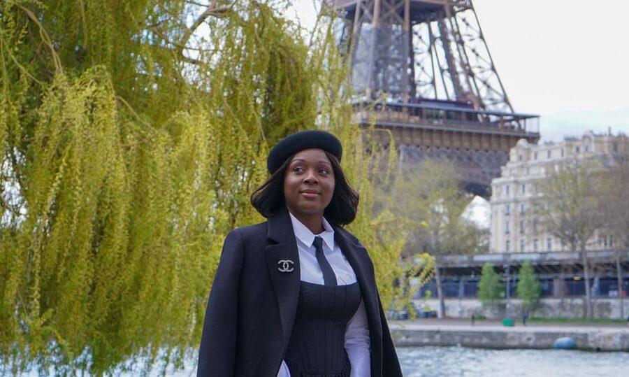 Amazing photo session in Paris - Booking flexibility and meeting details