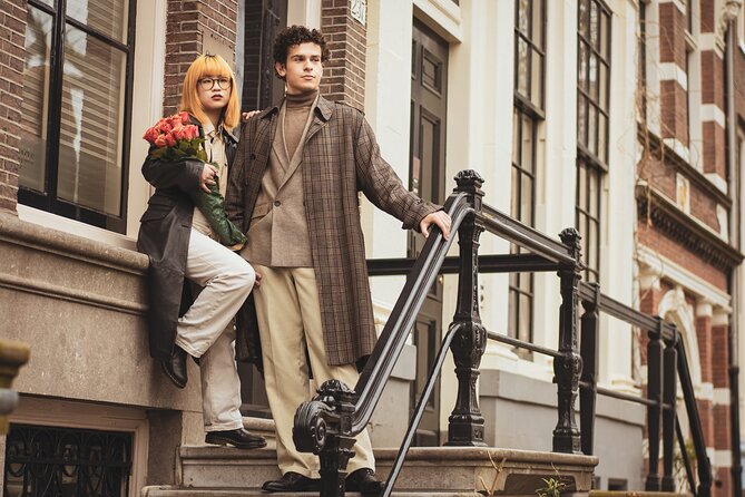 Amsterdam Canal, Tulip, Windmill Photoshoot | Custom Request - Why a private Amsterdam photoshoot makes sense