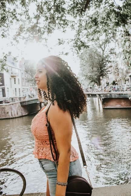 Amsterdam: Particular Photo Session - Choosing the route from Amsterdam-Zuid to the city center
