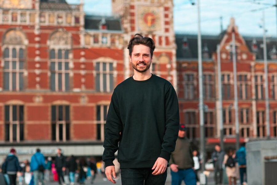 Amsterdam: Professional photoshoot at Centraal Station - My advice for getting better results