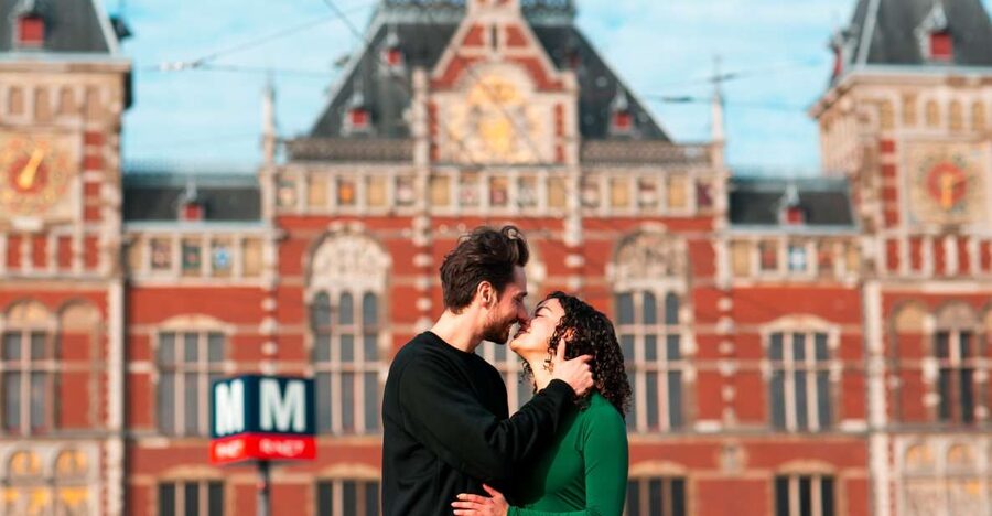 Amsterdam: Professional photoshoot at Centraal Station - Why Amsterdam Centraal makes a useful photo backdrop