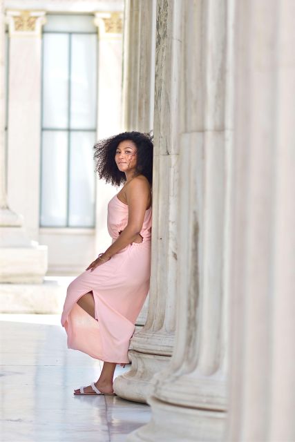 Ancient Greece Photoshoot - Marble columns instead of a staged studio