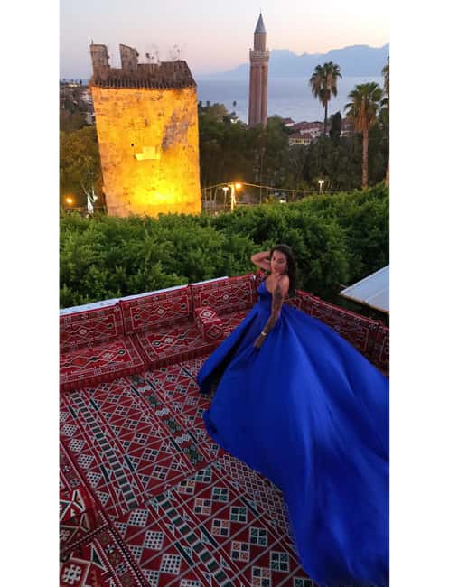 Antalya: Rooftop Photoshoot with Flying Dresses - Who will get the most from this experience