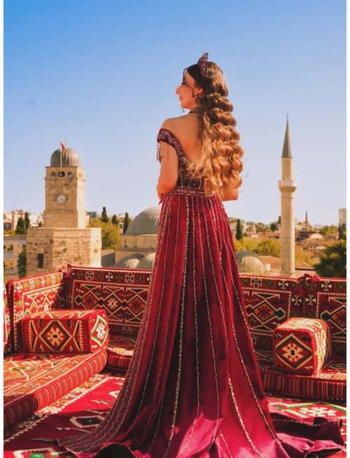 Antalya: Rooftop Photoshoot with Flying Dresses - Turkish headscarf styling with an Anatolian touch