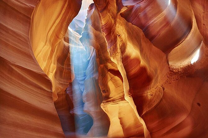 Antelope Canyon X Hiking Tour (with Option Upgrade to Photo Tour) - The walk between the two canyon sections