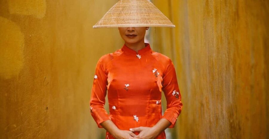Ao Dai Photography: Traditional Attire Capture in Hoi An - Why the ao dai changes the whole Hoi An photo session