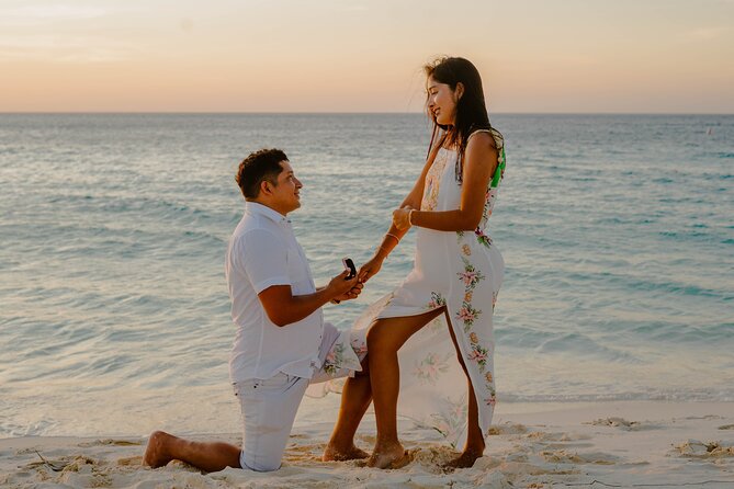 Aruba Romantic Sunset Photoshoot & Beach Picnic in Luxury Cabana - Who Will Get the Most From It?