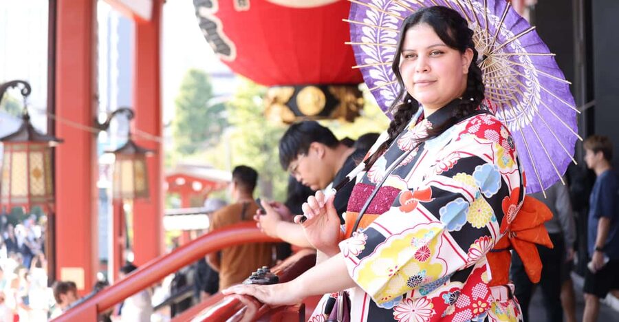 ASAKUSA: Kimono Portrait tour by pro photographer - Key points to know before you book