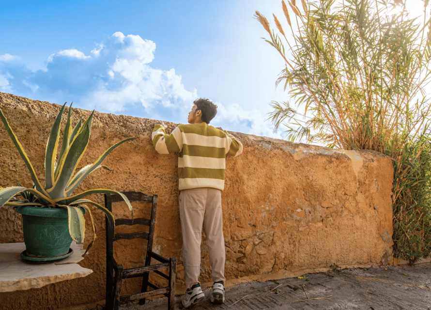 Athens: Guided Photography Tour - Walking from famous Athens sights to quieter corners