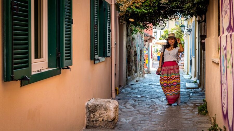 Athens: Historic Center Photo Tour at Monastiraki and Plaka - Key points at a glance