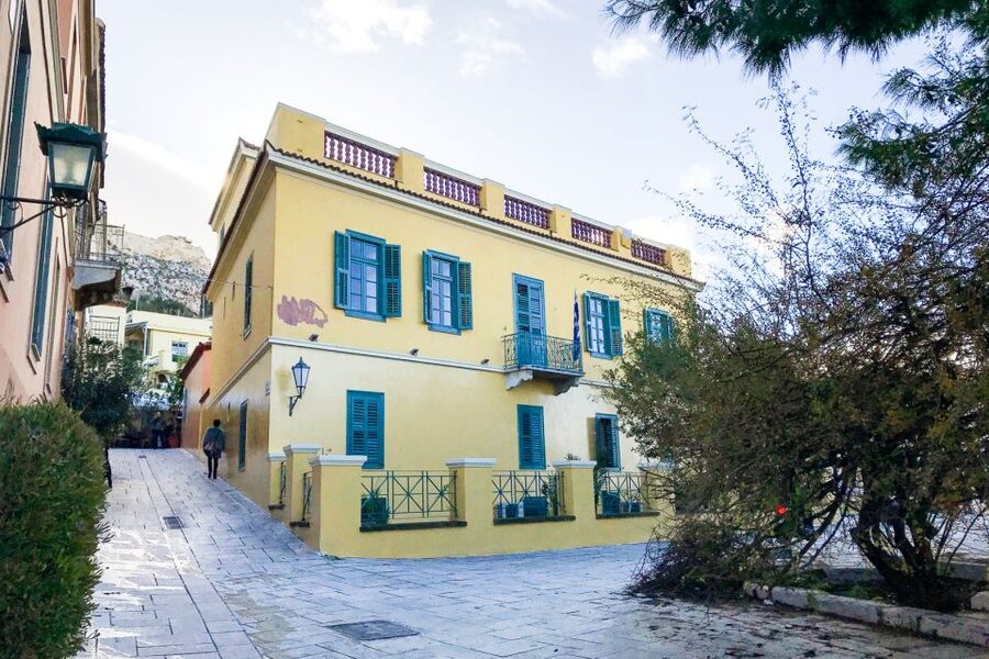 Athens Instagram Tour: The Most Scenic Spots - What the guide adds to the experience