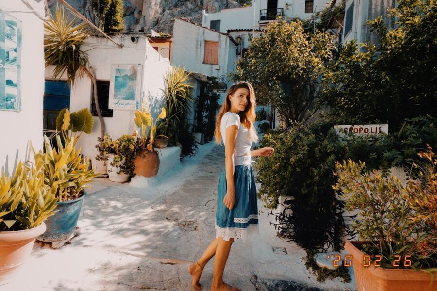 Athens: Professional photoshoot at Anafiotika Village - Walking into Anafiotika’s narrow lanes