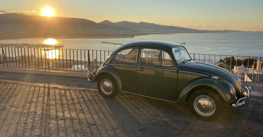 Athens: Riviera Photo Tour in a Vintage Volkswagen Beetle - Meeting Vasilis at Syngrou Fix