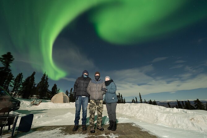 Aurora Chasing Tour With Free Photography Service - A small group, but not a private tour