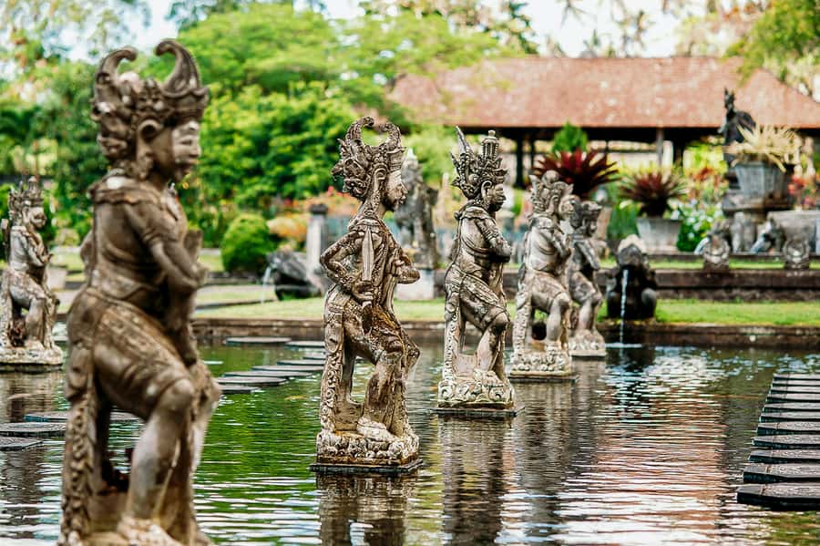 Bali: Full-Day Instagram Highlights Tour - How much driving should you expect?