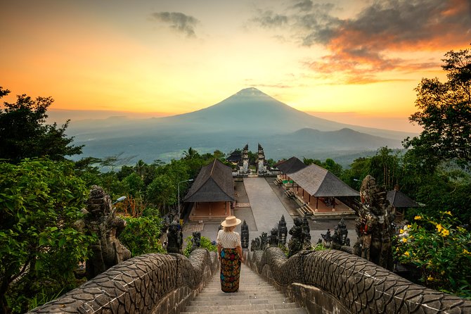 Bali Instagram: Gate of Heaven Temple Tour - Tirta Gangga brings a slower hour