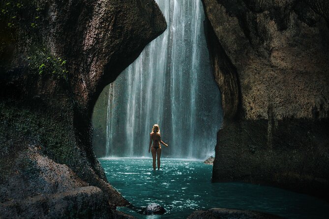 Bali Instagram Tour: The Most Scenic Spots - Tegalalang Rice Terrace and swing photos