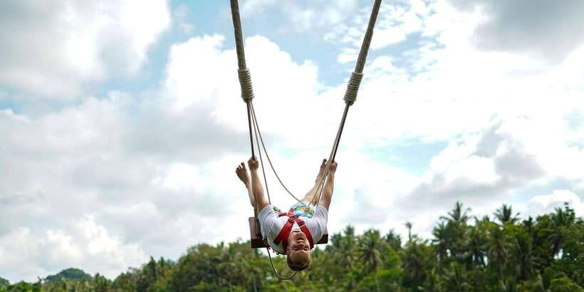 Bali: Lempuyang Temple Tour With Photographer Bali - The Bali swing over rice terraces