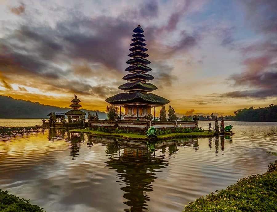 Bali & Nusa Penida: 2-Day Highlights Instagram Tour - What to pack for two demanding days