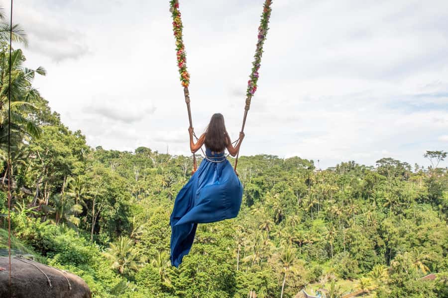 Bali: Photo Shoot with a Private Vacation Photographer - Group size and who gets the best value