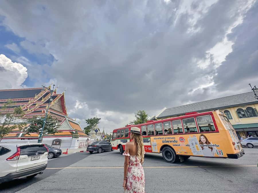 Bangkok: Instagram Tour with Professional Photographer - Wat Arun, Bangkok’s most striking temple backdrop