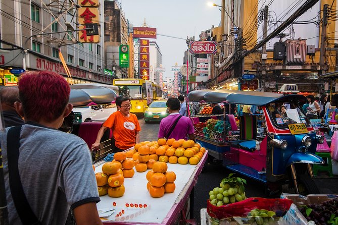 Bangkok Photography Masterclass - Private Photography Lesson - Erawan Shrine and Benjasiri Park