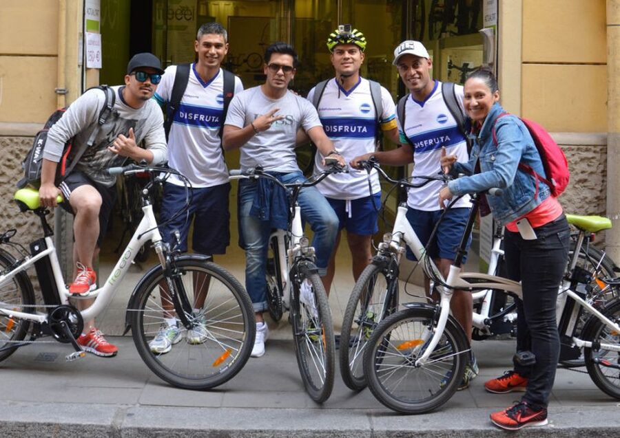 Barcelona: 4-Hour E-Bike Photography Tour - Roman Barcelona and the Gothic streets