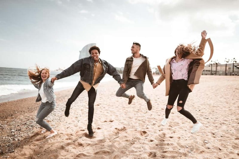 Barcelona: Beach Photoshoot - The 90-minute session for the full beach experience