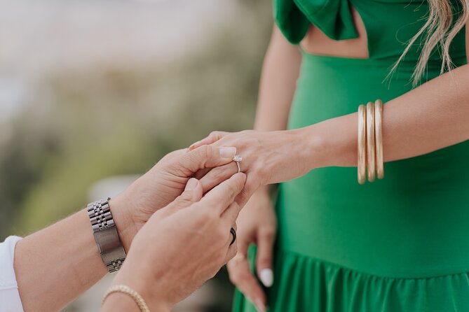 Barcelona: Glamour Wow Dress Photoshoot in Spectacular locations - Timing, meeting point, and practical planning