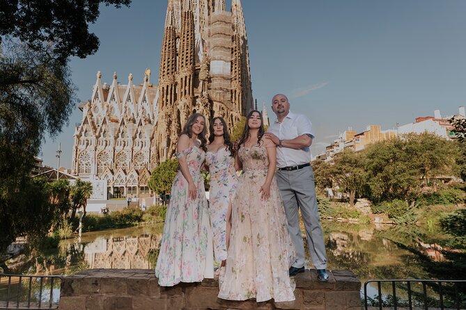 Barcelona: Glamour Wow Dress Photoshoot in Spectacular locations - Who will get the most from this session?