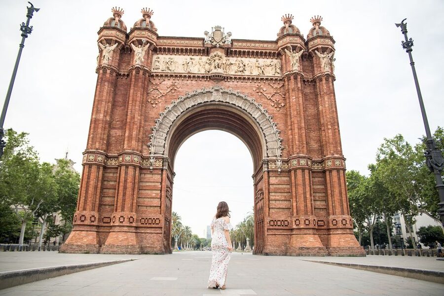 Barcelona: Instagram Tour of the Most Scenic Spots - Who will get the most from this tour