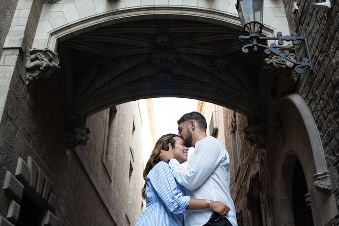 Barcelona Photoshoot Experience Cathedral Born & Ciutadella Park - Barcelona Cathedral: a strong opening setting