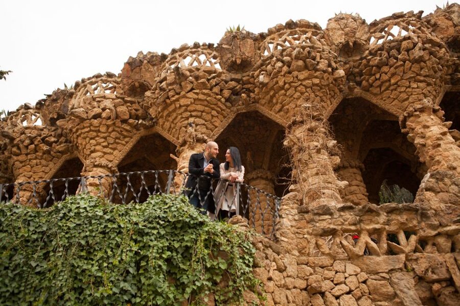 Barcelona: Private Full Park Güell Photoshoot - Is $188 per person a good value?